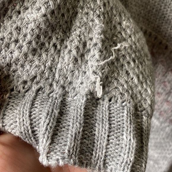 Sweater - Picture 3 of 4